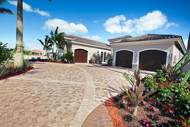 Best Custom Driveway Pavers  in Lloyd Harbor, NY